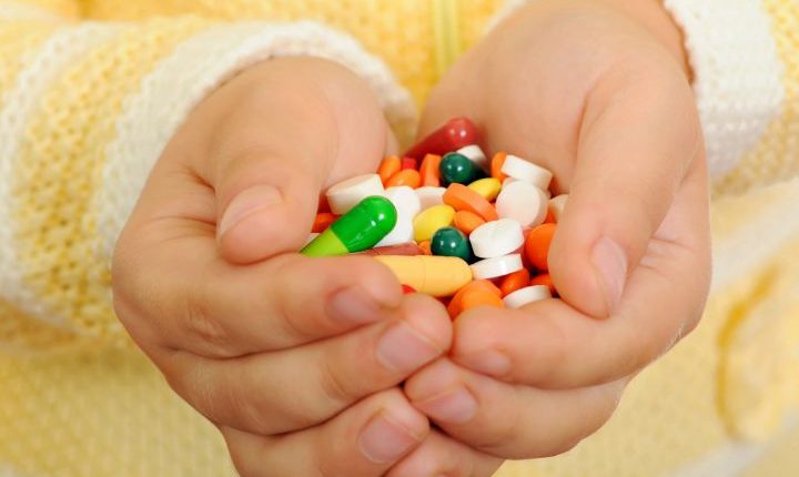child-with-pills